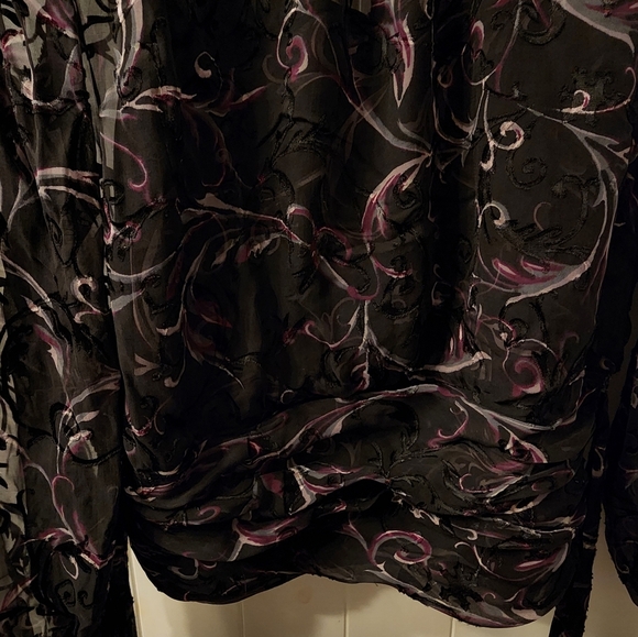 White House Black Market Sheer Black blouse size 4P - Picture 4 of 7
